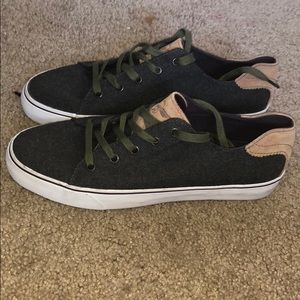 Creative recreation shoes size 11